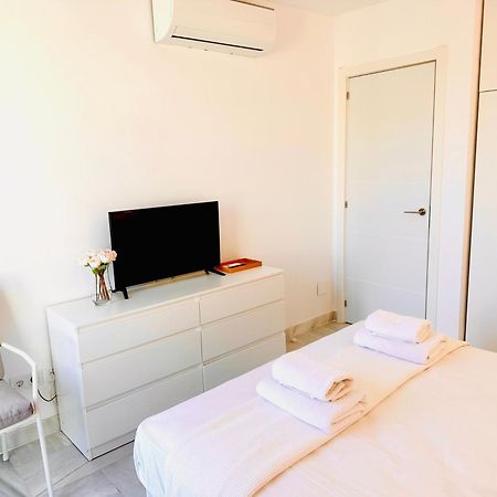 Apartamento, Paradise Sun Beach In Marina Benalmadena Bagian luar foto