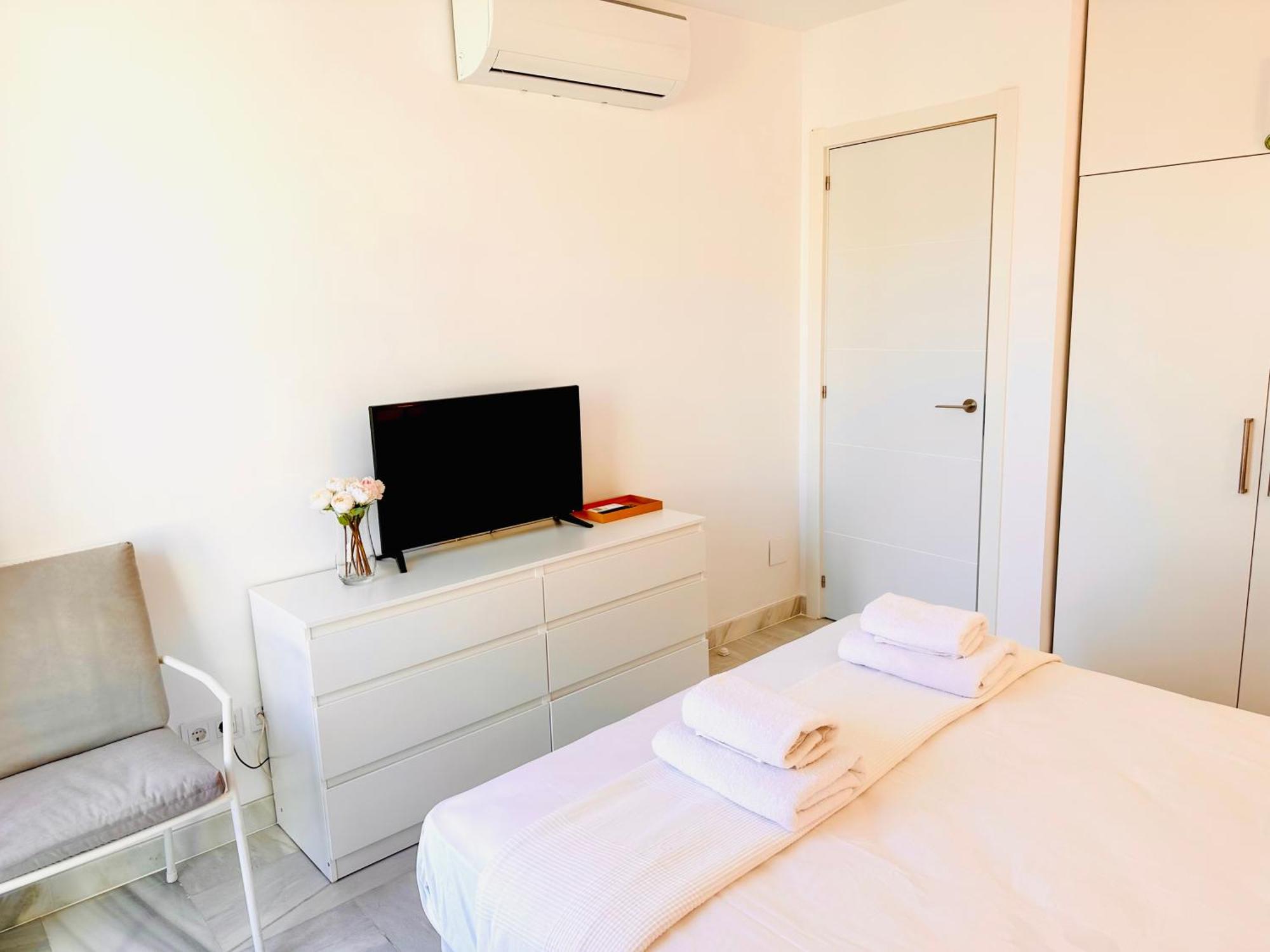 Apartamento, Paradise Sun Beach In Marina Benalmadena Bagian luar foto