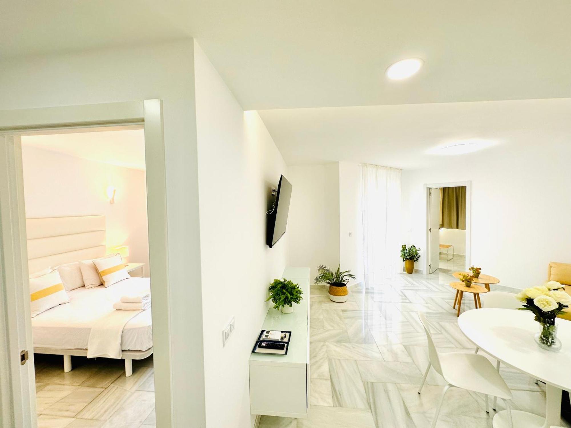 Apartamento, Paradise Sun Beach In Marina Benalmadena Bagian luar foto
