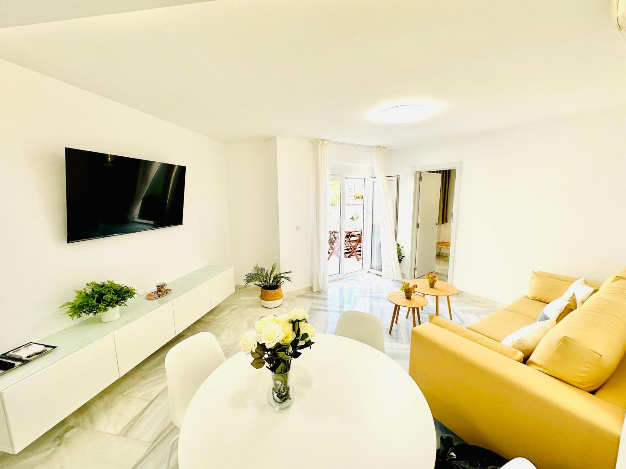Apartamento, Paradise Sun Beach In Marina Benalmadena Bagian luar foto