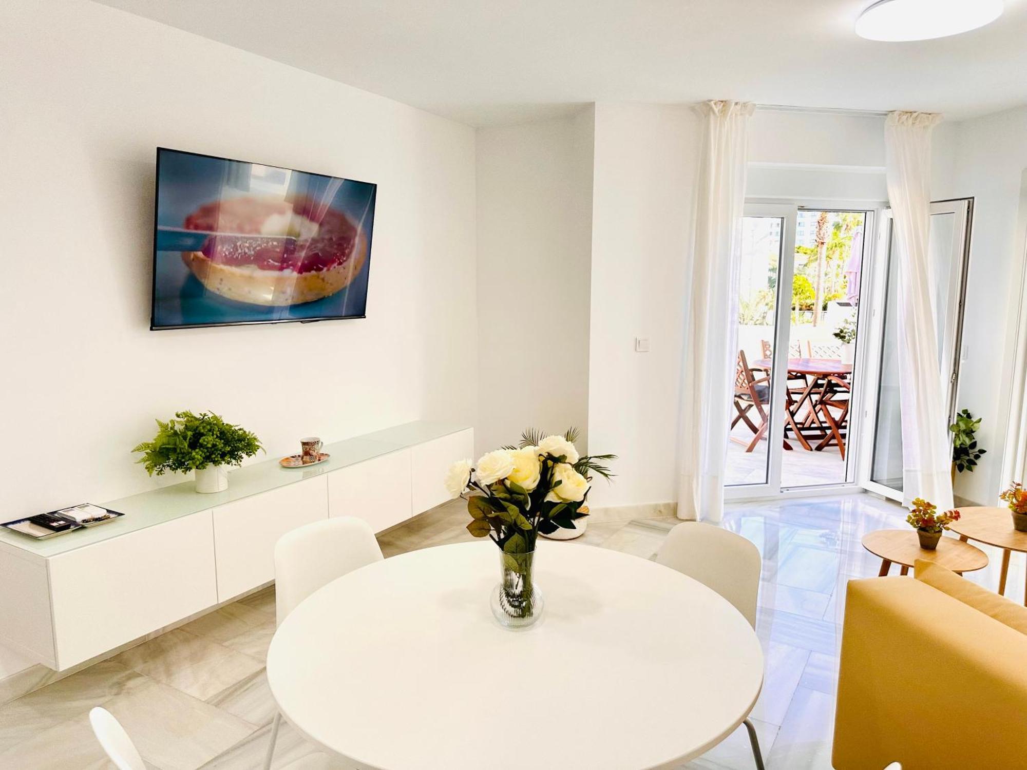 Apartamento, Paradise Sun Beach In Marina Benalmadena Bagian luar foto