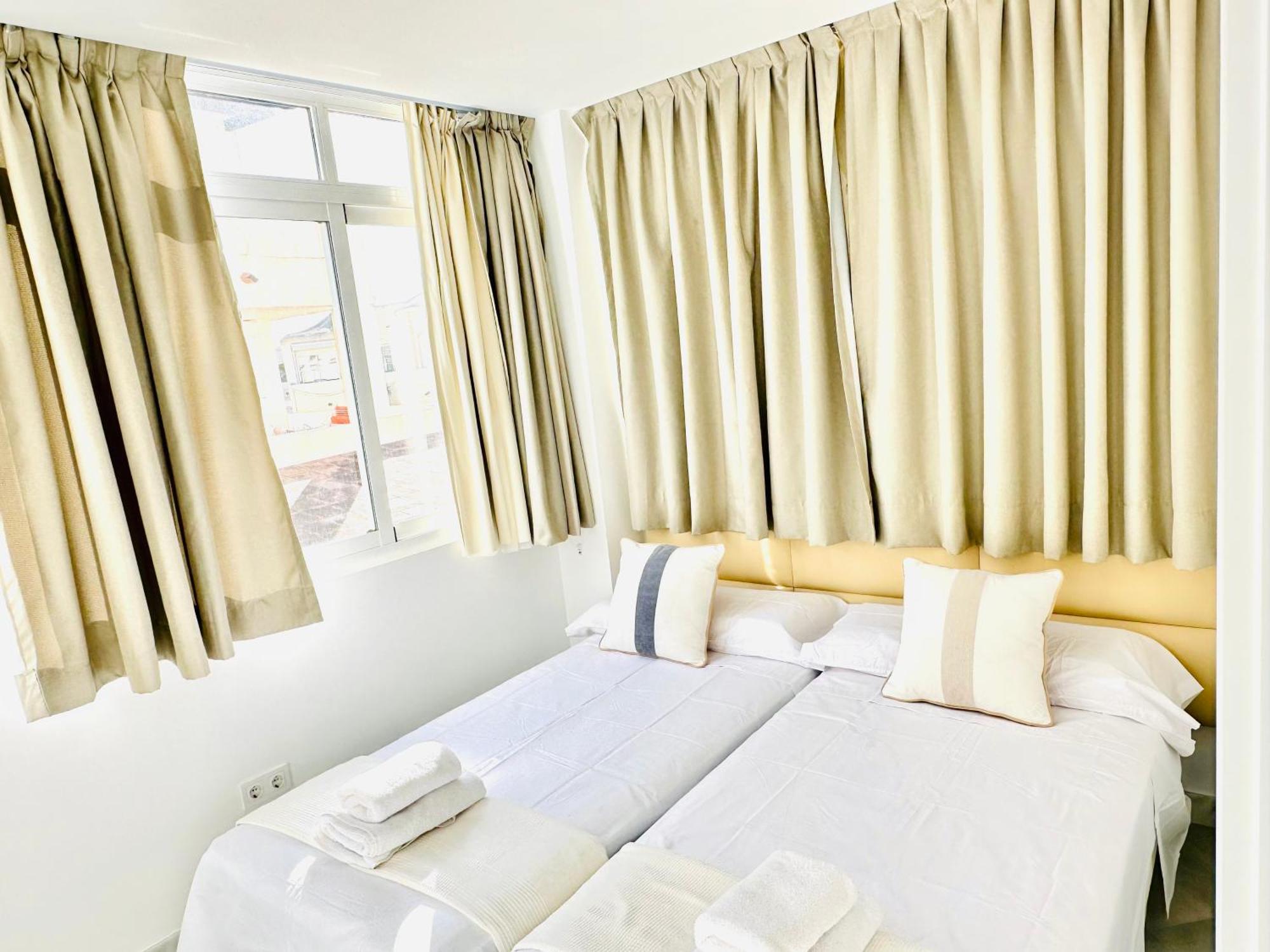 Apartamento, Paradise Sun Beach In Marina Benalmadena Bagian luar foto