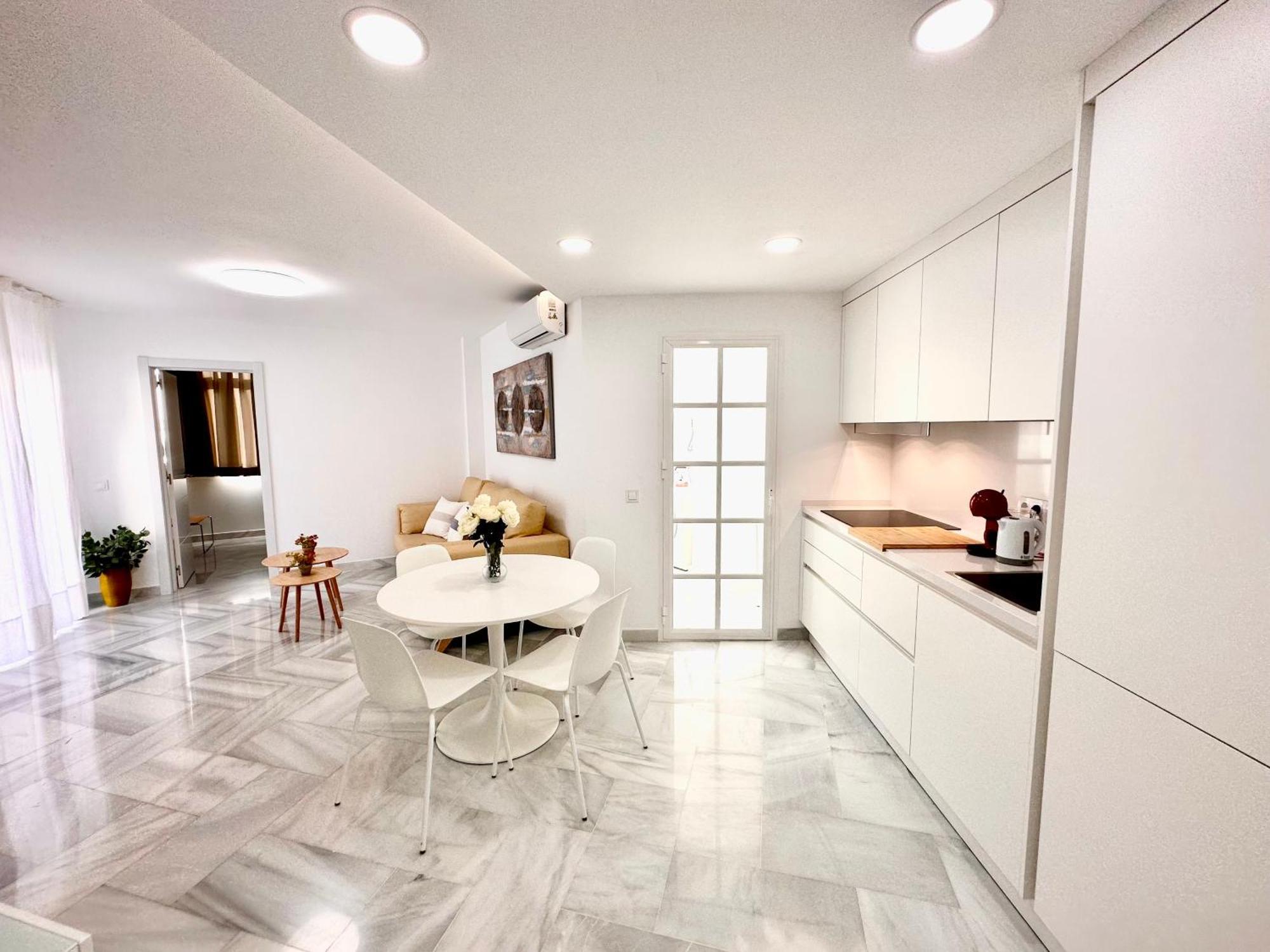 Apartamento, Paradise Sun Beach In Marina Benalmadena Bagian luar foto